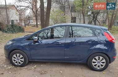 Хэтчбек Ford Fiesta 2011 в Чернигове