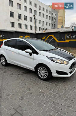 Хэтчбек Ford Fiesta 2013 в Харькове