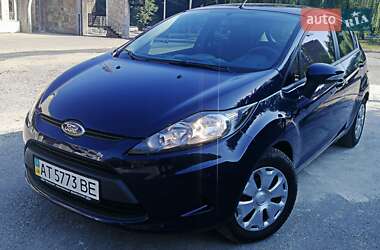 Хэтчбек Ford Fiesta 2012 в Ивано-Франковске