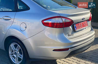 Седан Ford Fiesta 2019 в Ровно
