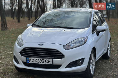 Хэтчбек Ford Fiesta 2014 в Кропивницком