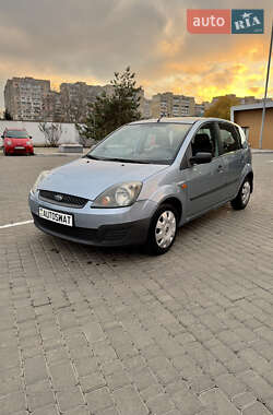 Хэтчбек Ford Fiesta 2006 в Одессе