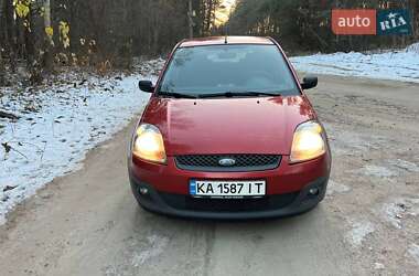 Хэтчбек Ford Fiesta 2008 в Киеве