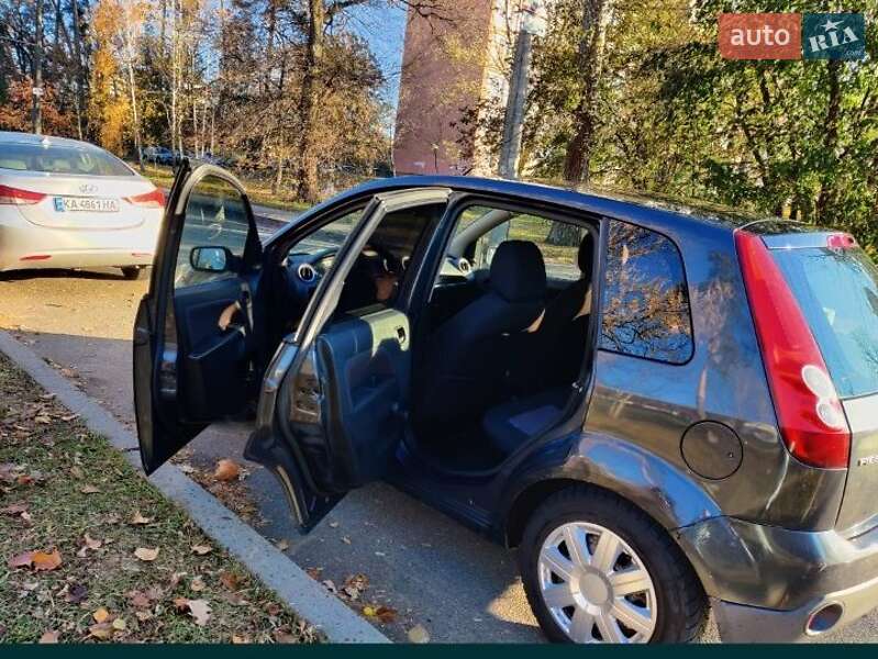 Хетчбек Ford Fiesta 2007 в Києві