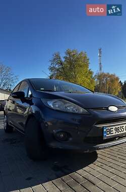 Хэтчбек Ford Fiesta 2010 в Врадиевке