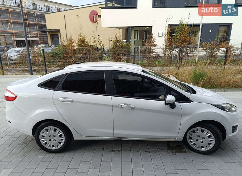 Седан Ford Fiesta 2015 в Черкассах фото 13 Седан Ford Fiesta 2015 в Черкассах