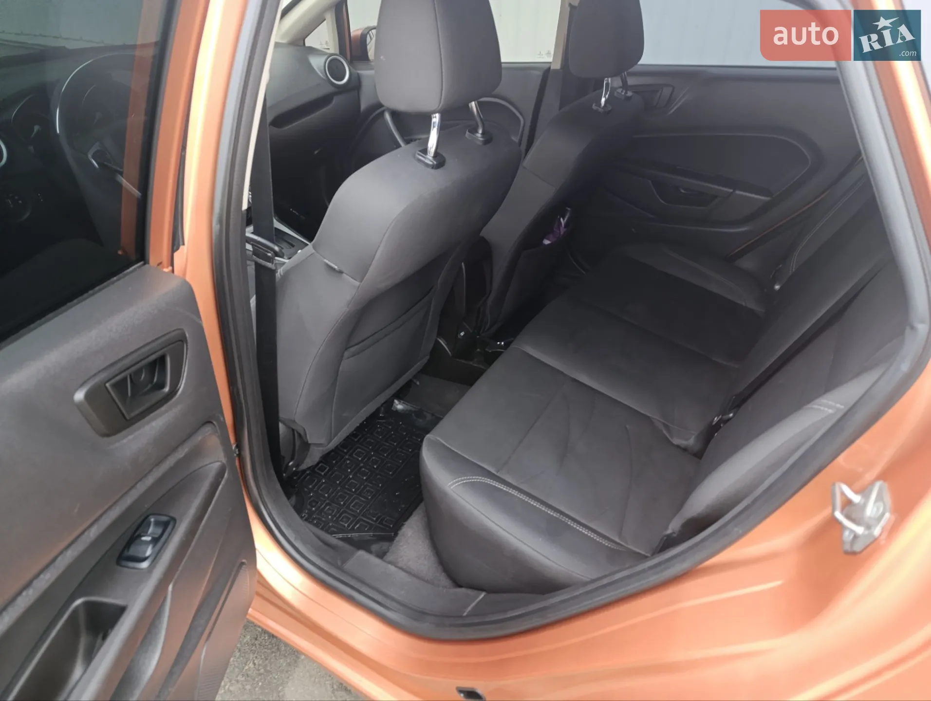 2017 Ford Fiesta - мініатюра 16