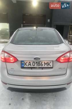 Седан Ford Fiesta 2018 в Киеве