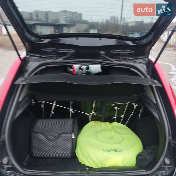 Хэтчбек Ford Fiesta 2007 в Каменском фото 7 Хэтчбек Ford Fiesta 2007 в Каменском