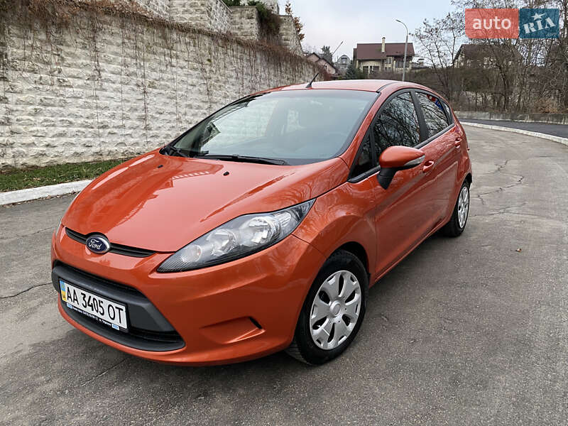 Хетчбек Ford Fiesta 2012 в Києві