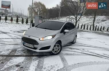 Седан Ford Fiesta 2018 в Львові