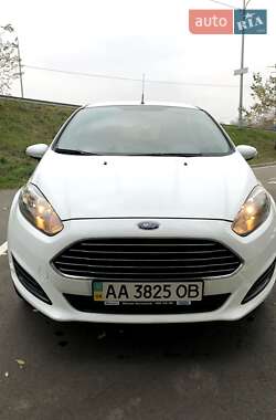 Хэтчбек Ford Fiesta 2013 в Киеве