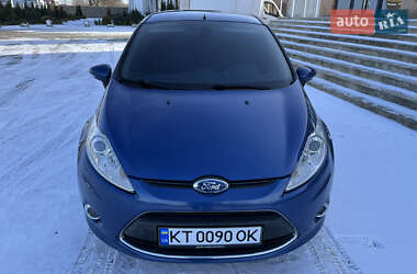 Хэтчбек Ford Fiesta 2009 в Снятине