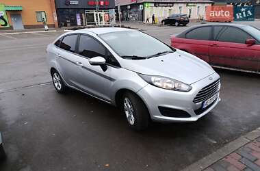 Седан Ford Fiesta 2015 в Новомосковске