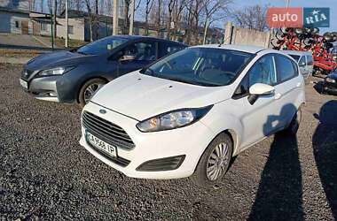 Хетчбек Ford Fiesta 2010 в Черкасах