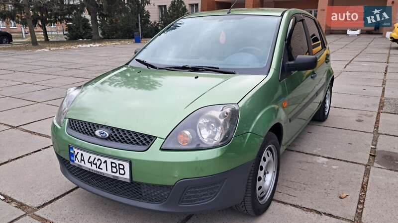 Хэтчбек Ford Fiesta 2006 в Броварах