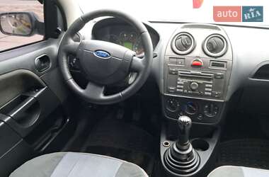 Хэтчбек Ford Fiesta 2006 в Броварах