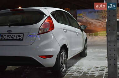 Хетчбек Ford Fiesta 2013 в Львові