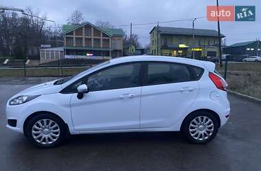 Хэтчбек Ford Fiesta 2016 в Первомайске