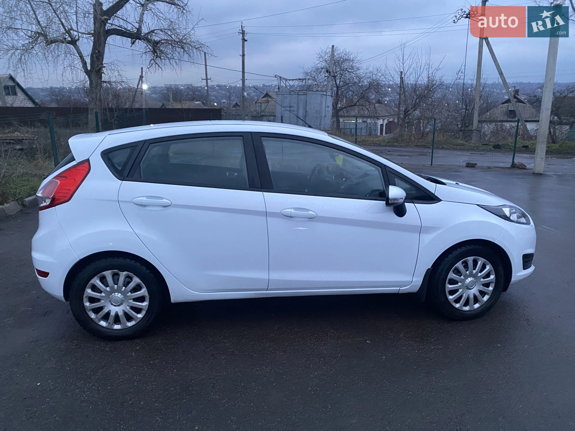 2016 Ford Fiesta - мініатюра 15