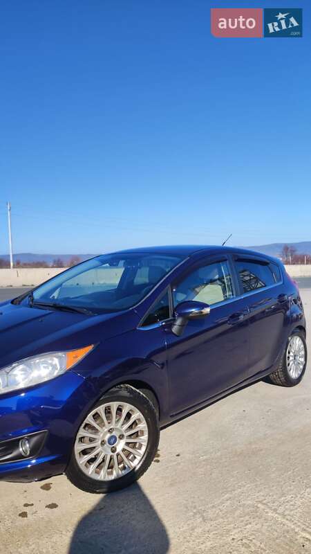 Хэтчбек Ford Fiesta 2016 в Одессе