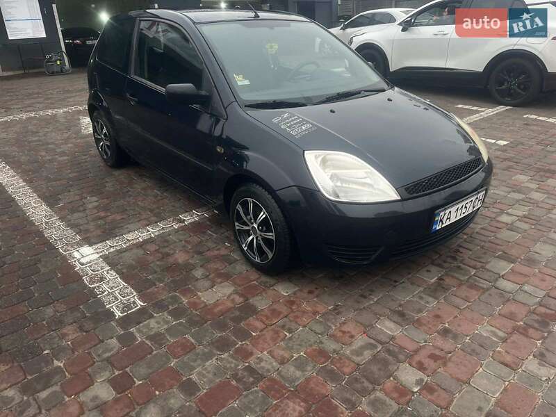 Хэтчбек Ford Fiesta 2004 в Киеве фото 10 Хэтчбек Ford Fiesta 2004 в Киеве