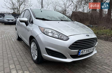 Седан Ford Fiesta 2018 в Івано-Франківську