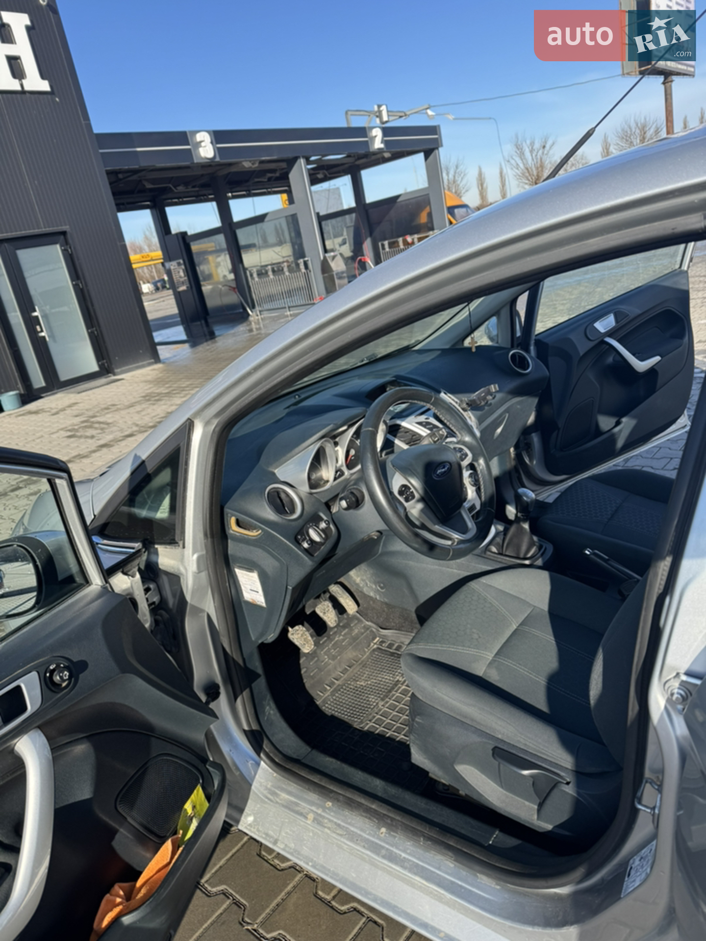 2012 Ford Fiesta - мініатюра 13