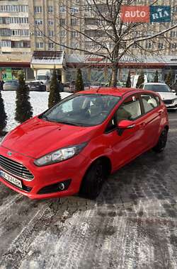 Хетчбек Ford Fiesta 2015 в Львові