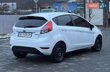 Хетчбек Ford Fiesta 2013 в Сваляві