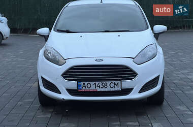 Хетчбек Ford Fiesta 2013 в Сваляві