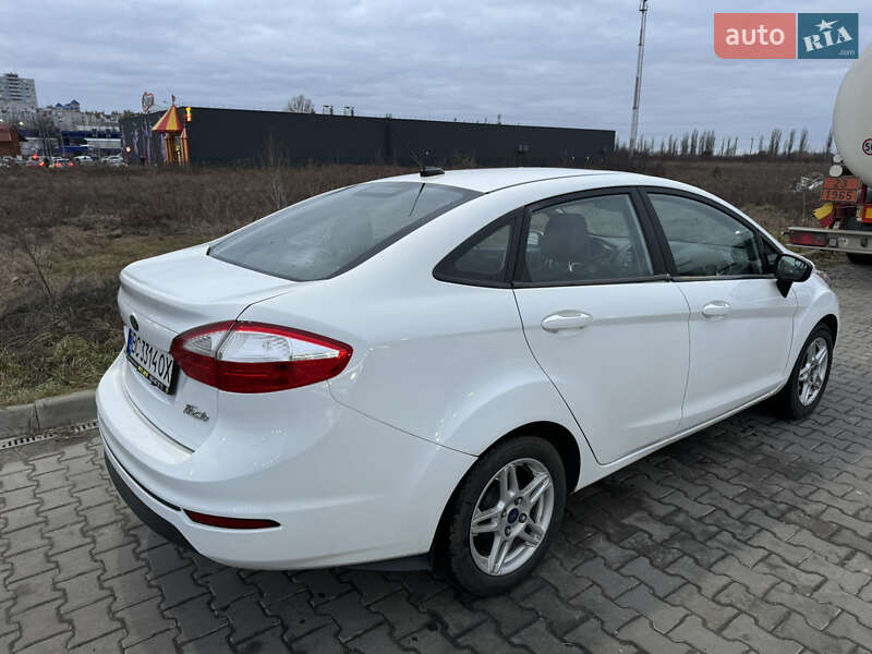 Седан Ford Fiesta 2017 в Киеве фото 5 Седан Ford Fiesta 2017 в Киеве