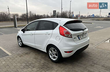 Хетчбек Ford Fiesta 2014 в Дніпрі