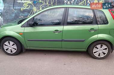 Хэтчбек Ford Fiesta 2008 в 