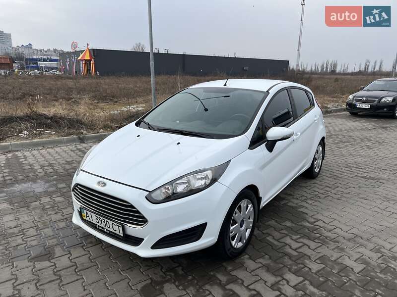 Хетчбек Ford Fiesta 2013 в Києві