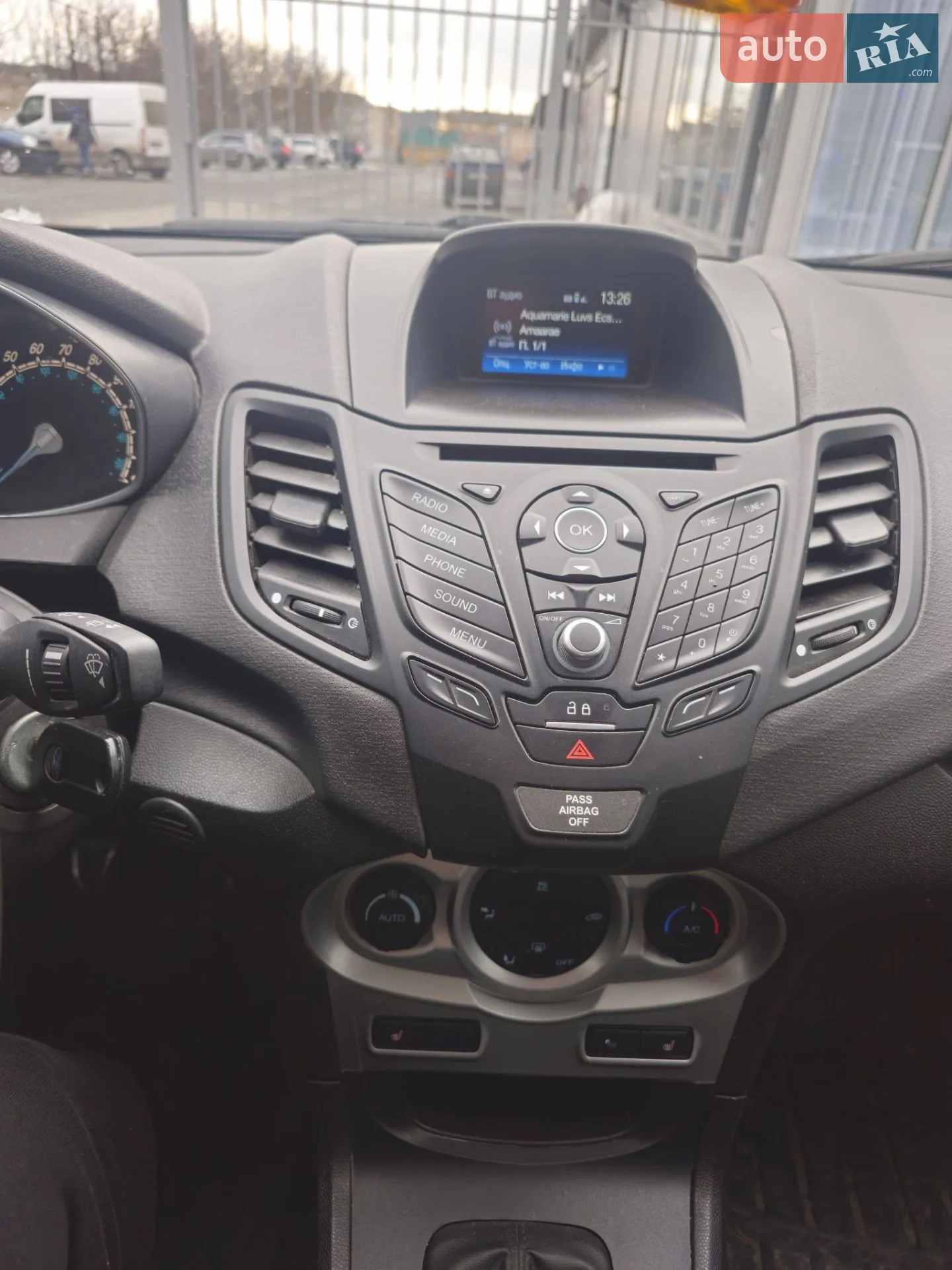 2017 Ford Fiesta - мініатюра 36