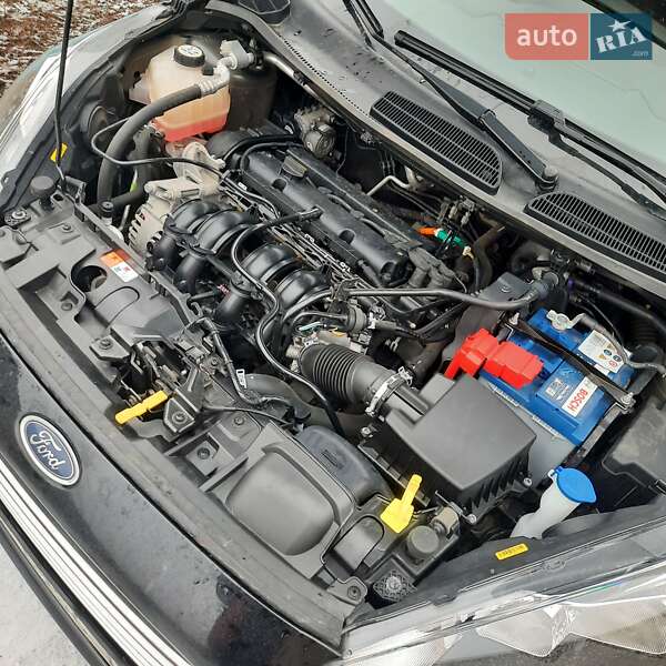 Хэтчбек Ford Fiesta 2014 в Днепре