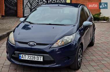 Хетчбек Ford Fiesta 2011 в Стрию