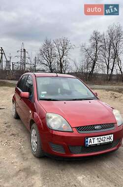 Хэтчбек Ford Fiesta 2007 в 