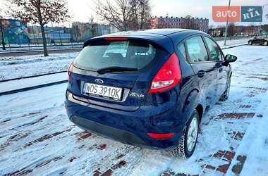 Хэтчбек Ford Fiesta 2010 в 