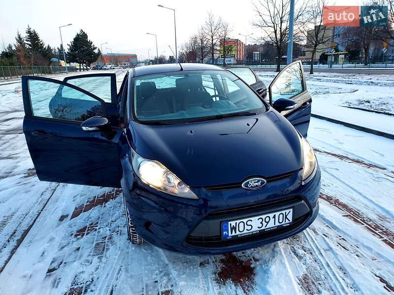 Хэтчбек Ford Fiesta 2010 в Николаеве