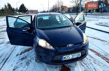 Хэтчбек Ford Fiesta 2010 в 