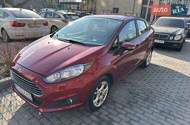 Седан Ford Fiesta 2015 в Львові