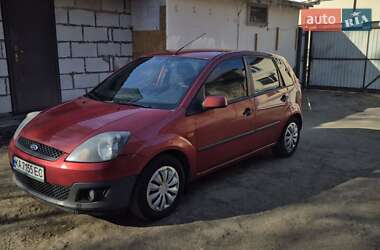 Хэтчбек Ford Fiesta 2007 в 