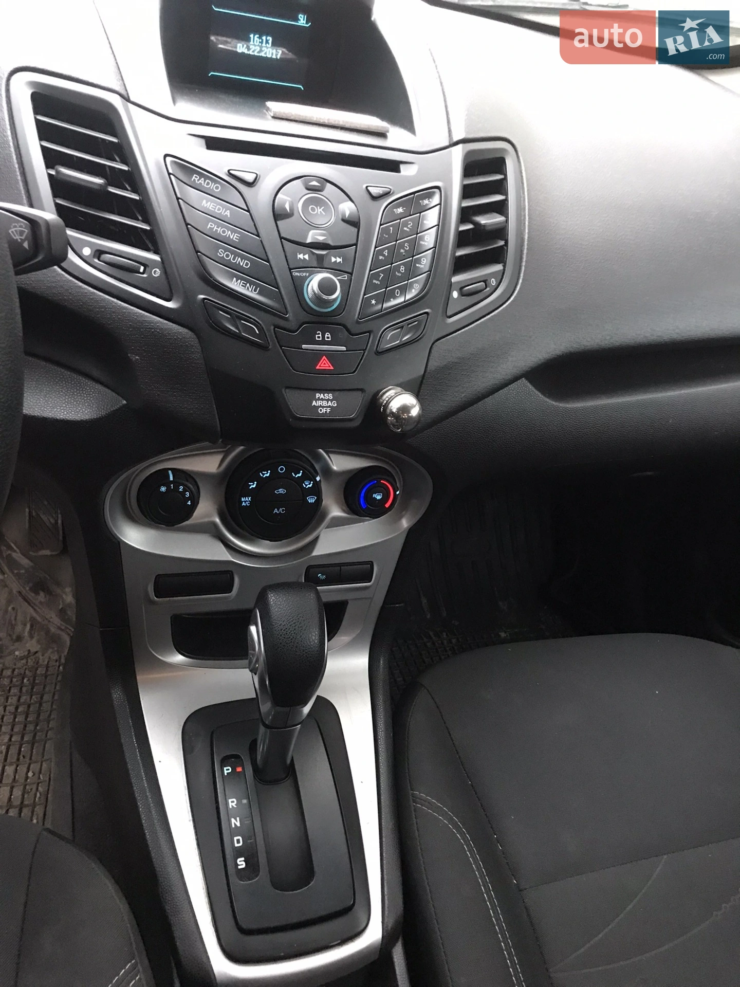 2017 Ford Fiesta - мініатюра 6
