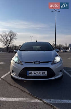 Хэтчбек Ford Fiesta 2011 в Ивано-Франковске