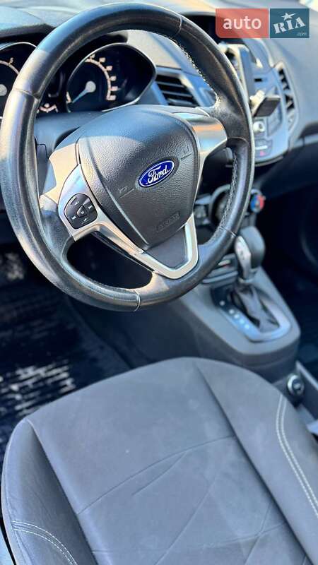 Хэтчбек Ford Fiesta 2016 в Харькове