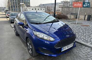 Хэтчбек Ford Fiesta 2015 в Хмельницком