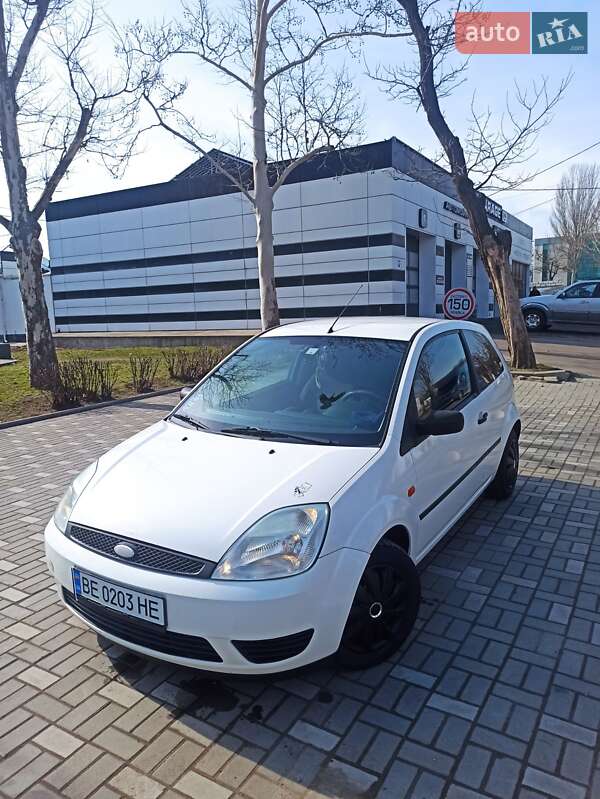 Хэтчбек Ford Fiesta 2005 в Николаеве
