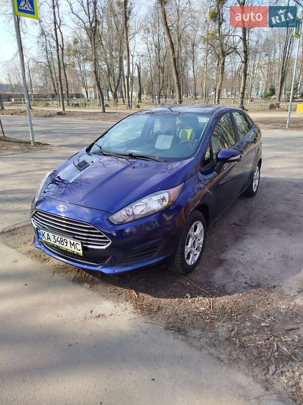 Седан Ford Fiesta 2016 в Фастове